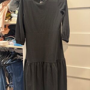 Banana Republic Gray Pleated Dress with Cuffed 3/4 Sleeves